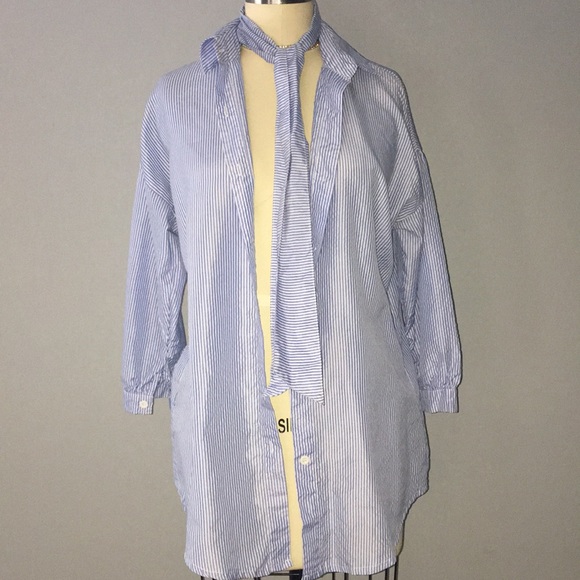 Button Down Shirt With Tie - Picture 2 of 4